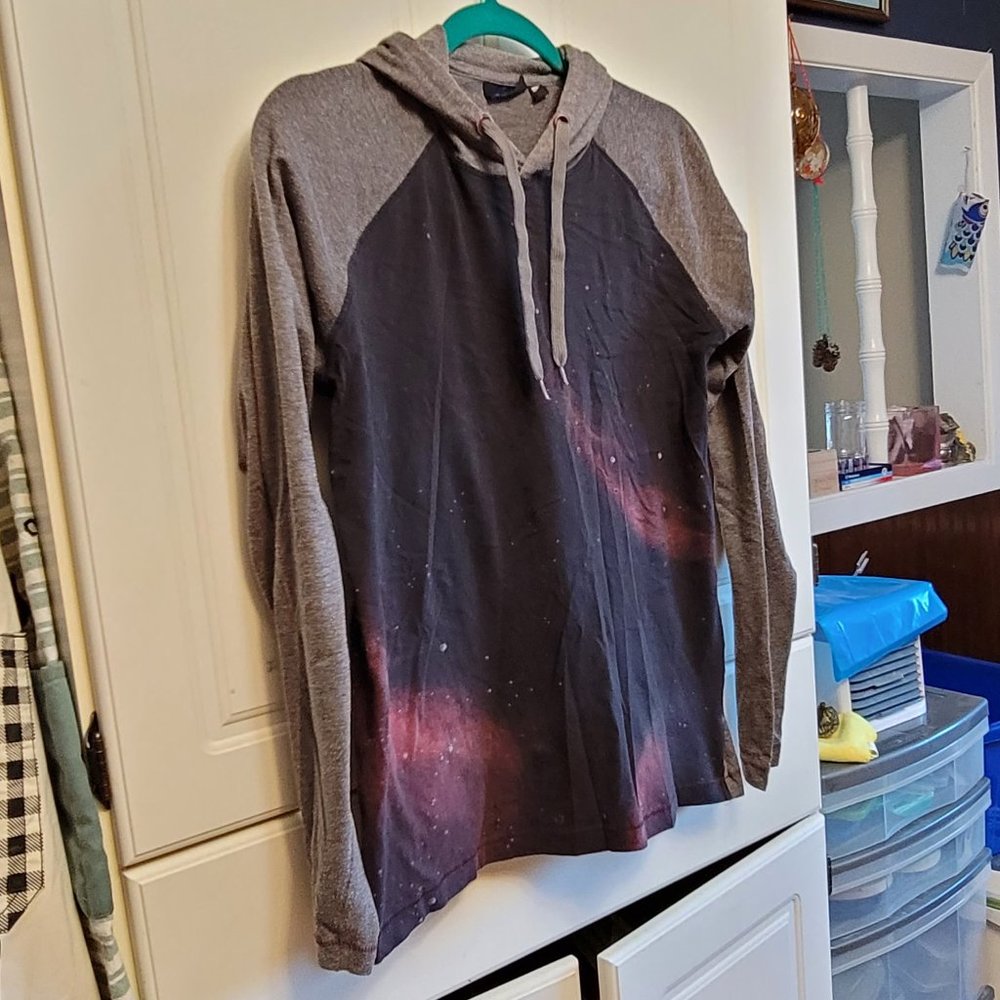 💖2 for $30!💖  Burnside Galaxy Lightweight Hooded Long Sleeve Shirt